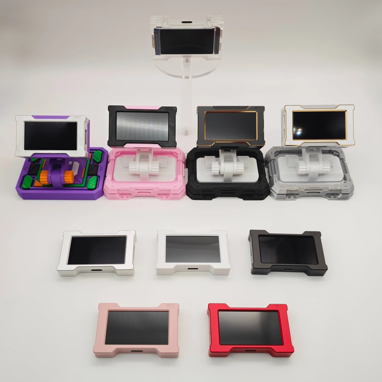 Gaming USB Hub with Display - Image 7